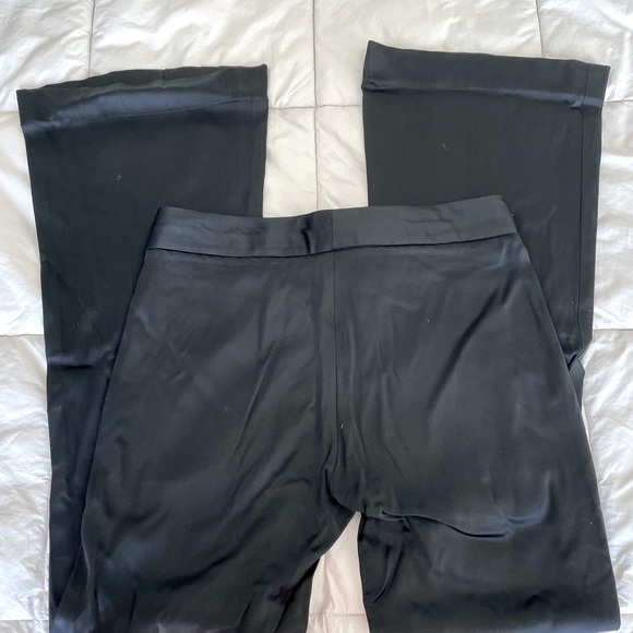 Theory Women’s Satiny Slacks/Trousers Dress Pants with Wide Leg in Size 0 - Picture 2 of 5